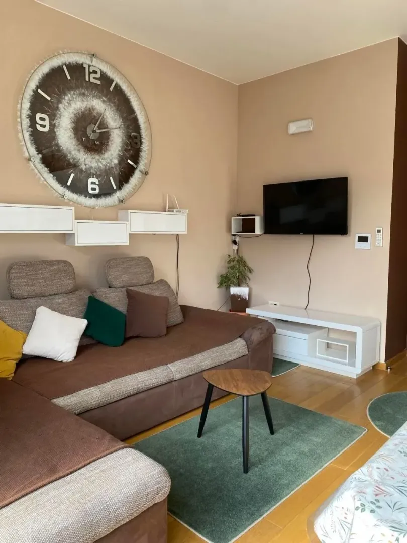 Rent, two bedroom apartment, 75m², Seljanovo, Tivat