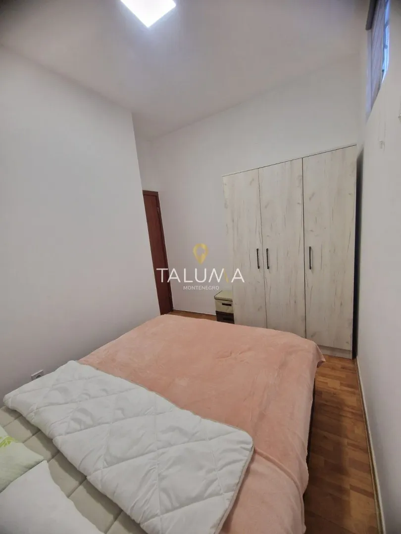 Prodaja, jednosoban stan, 39m², Blok 9, Podgorica