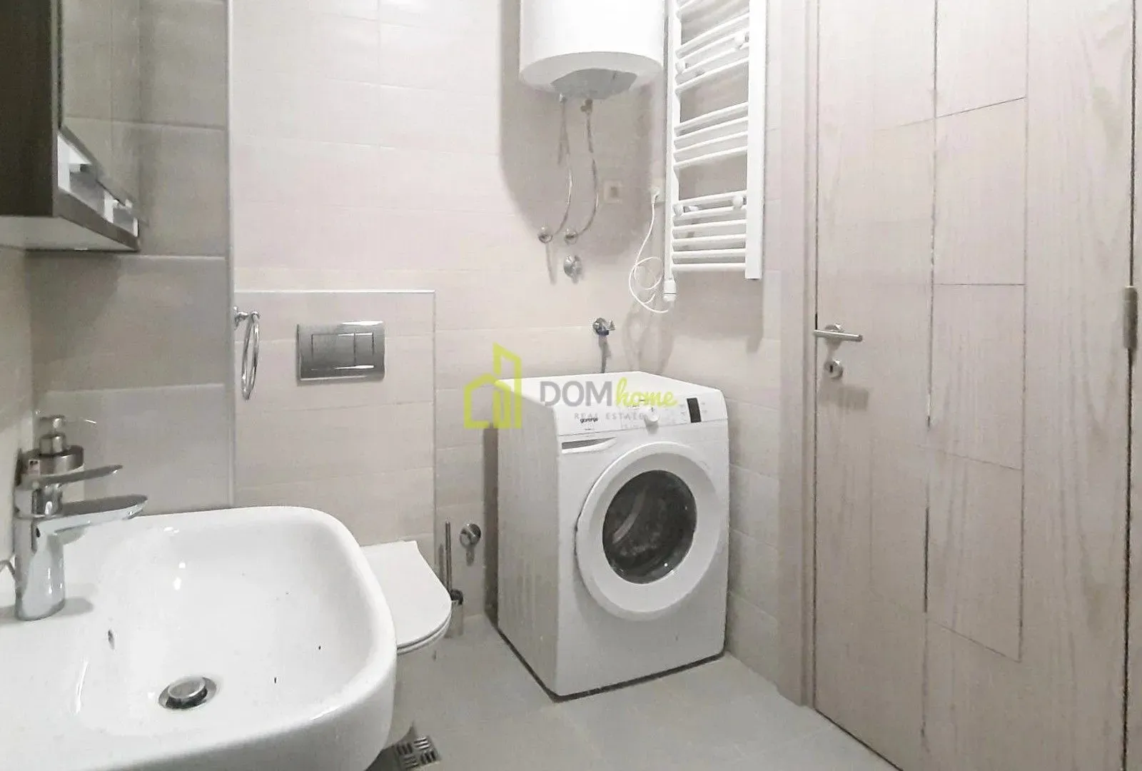Prodaja, jednosoban stan, 45m², Blok 9, Podgorica