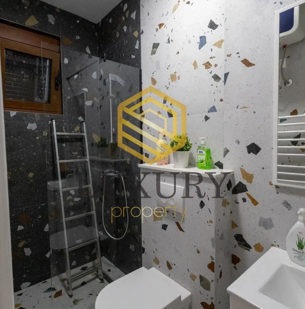 Rent, house, 220m², Ćurilac, Danilovgrad