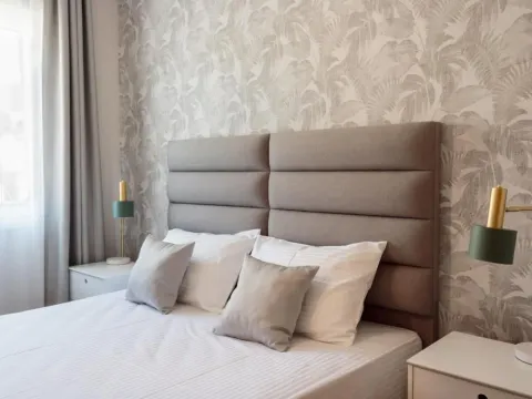 Izdavanje, dvosoban stan, 110m², Tivat, Crna Gora - image 6