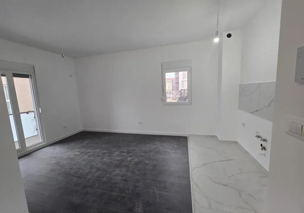 Izdavanje, garsonjera, 27m², Zabjelo, Podgorica