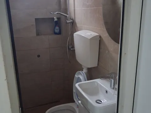 Daily-rent, one bedroom apartment, 25m², Blok 9, Podgorica - image 12