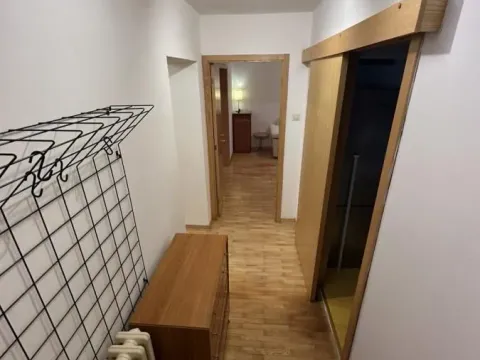 Izdavanje, dvosoban stan, 59m², Centar, Novi Sad - image 9