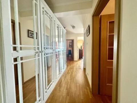 Prodaja, dvosoban stan, 88m², Petrovac, Budva