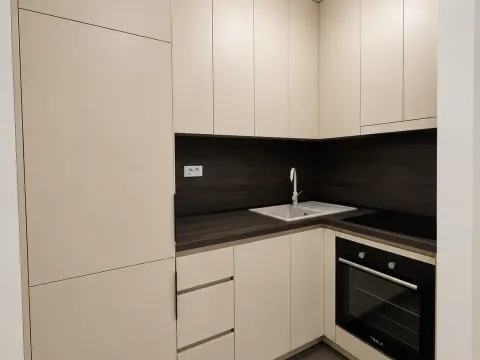 Izdavanje, jednosoban stan, 40m², City Kvart, Podgorica - image 4