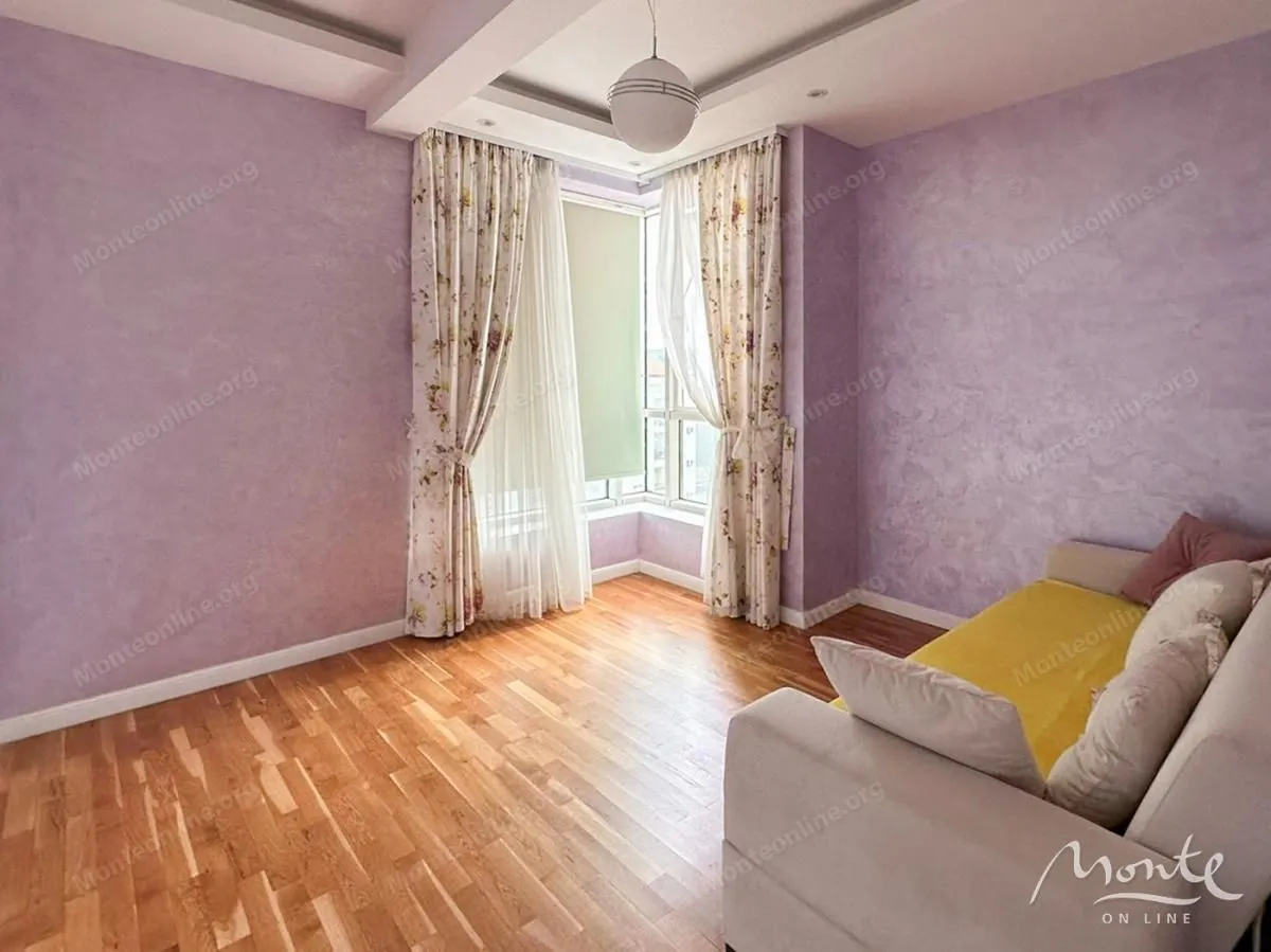 Sale, three bedroom apartment, 115m², Bečići, Budva