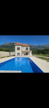 Rent, house, 48m², Radanovići, Kotor - image 5