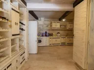 Izdavanje, kuća, 200m², Bar, Crna Gora - image 8