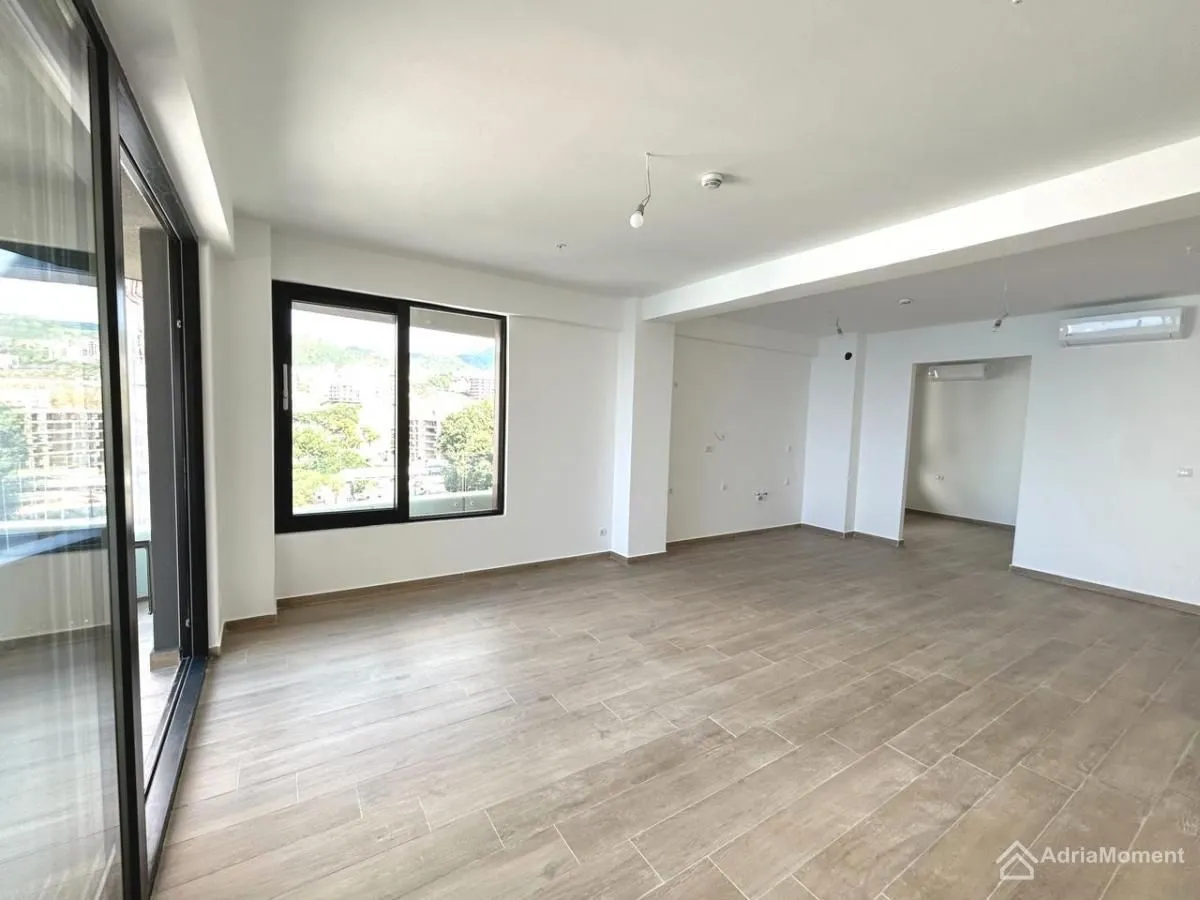 Sale, two bedroom apartment, 70m², Rafailovići, Budva