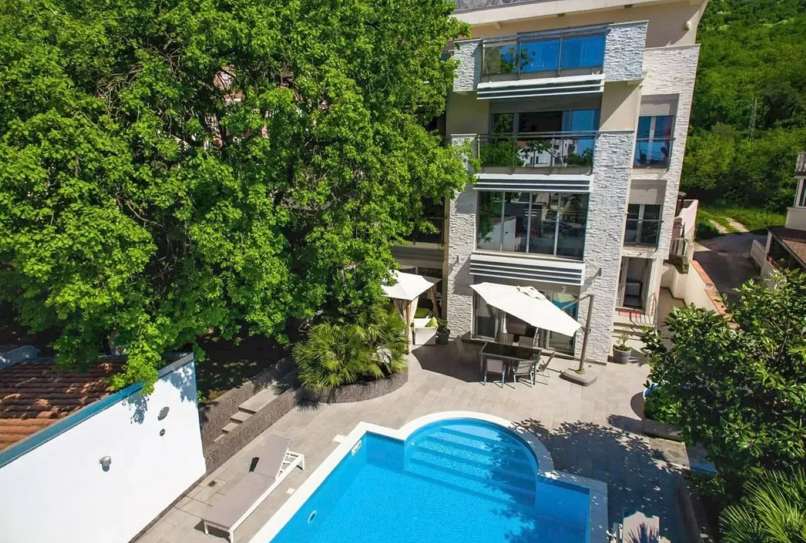 Prodaja, kuća, 300m², Podkošljun, Budva