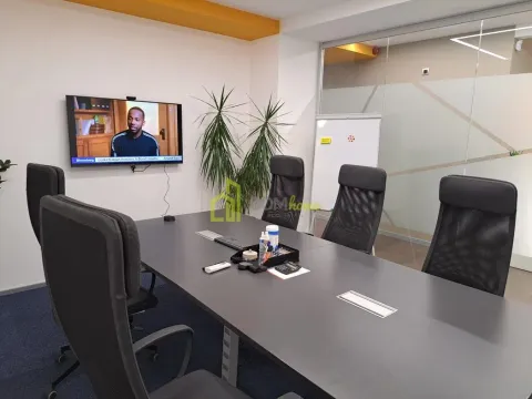 Sale, office space, 391m², Preko Morače, Podgorica - image 7