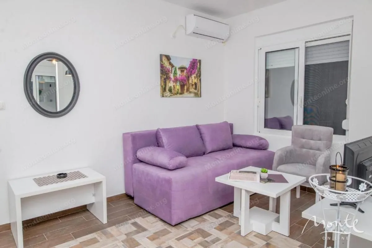Sale, office space, 400m², Utjeha, Bar