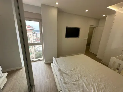 Prodaja, dvosoban stan, 68m², Bečići, Budva - image 2