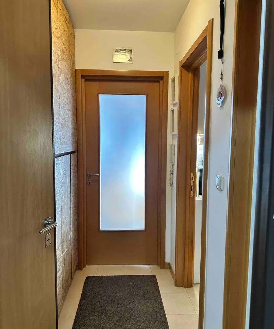 Prodaja, trosoban stan, 81m², Stari Aerodrom, Podgorica