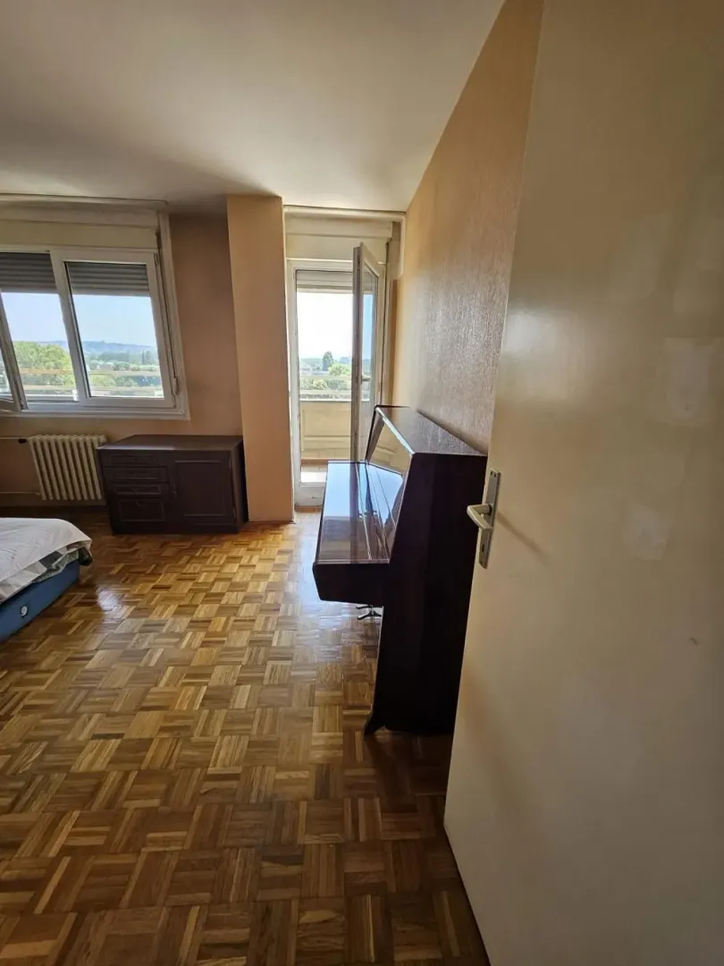 Prodaja, trosoban stan, 87m², Novi Beograd Blok 70, Novi Beograd Sve Podlokacije