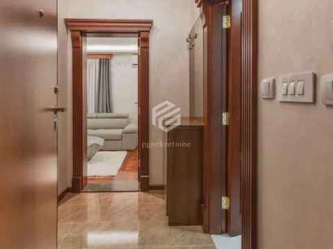 Sale, one bedroom apartment, 37m², Kotor, Crna Gora - image 8