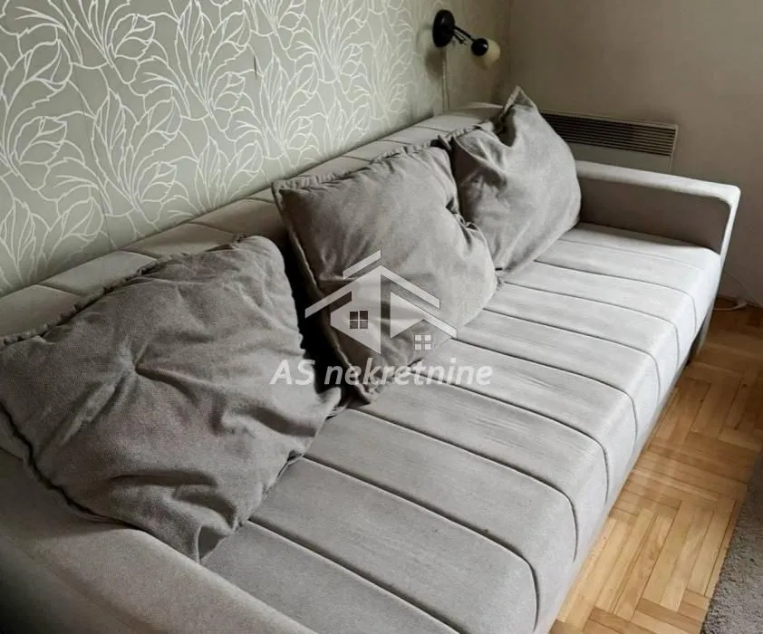 Sale, apartment, 28m², Zemun Gornji Grad, Zemun Sve Podlokacije