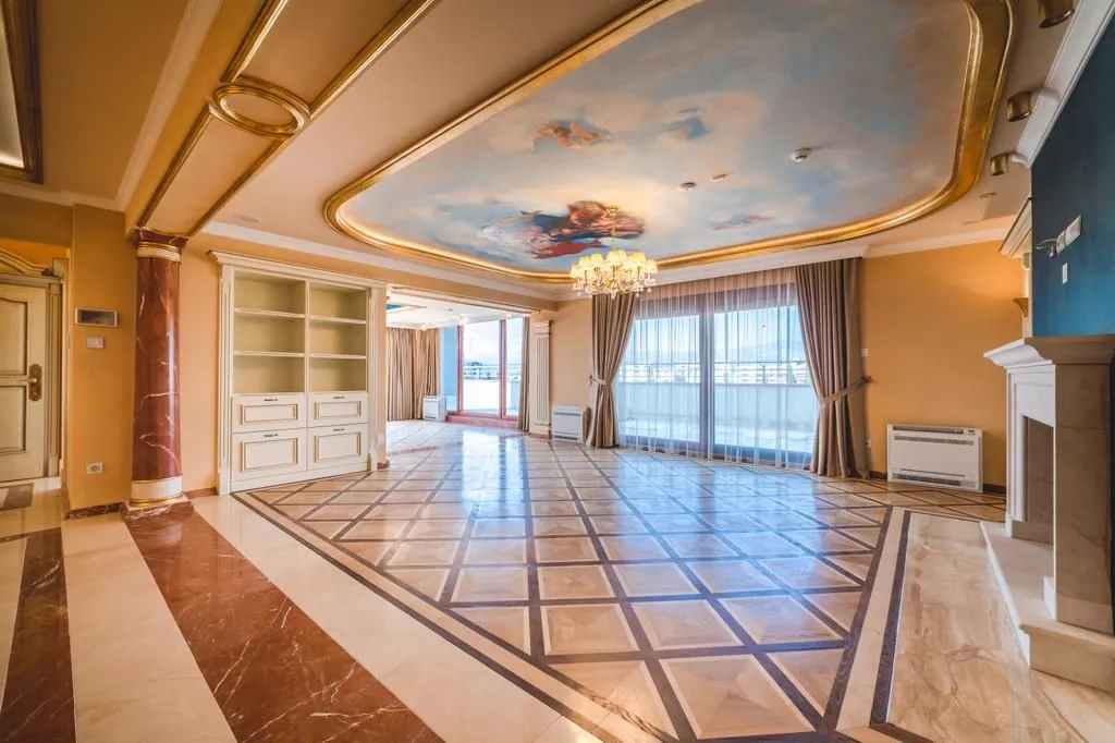 Sale, two bedroom apartment, 270m², Pobrežje, Podgorica