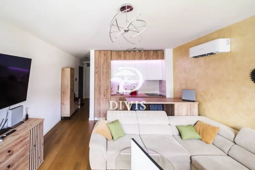 Prodaja, dvosoban stan, 40m², Stari Grad, Beograd