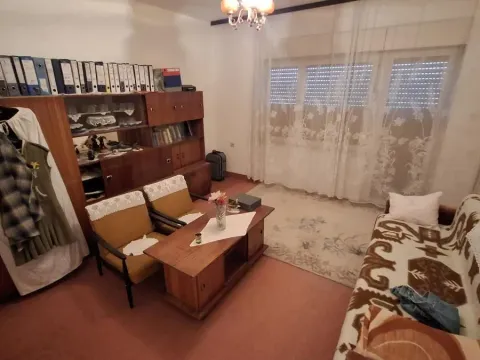 Sale, house, 199m², Kula, Srbija - image 19