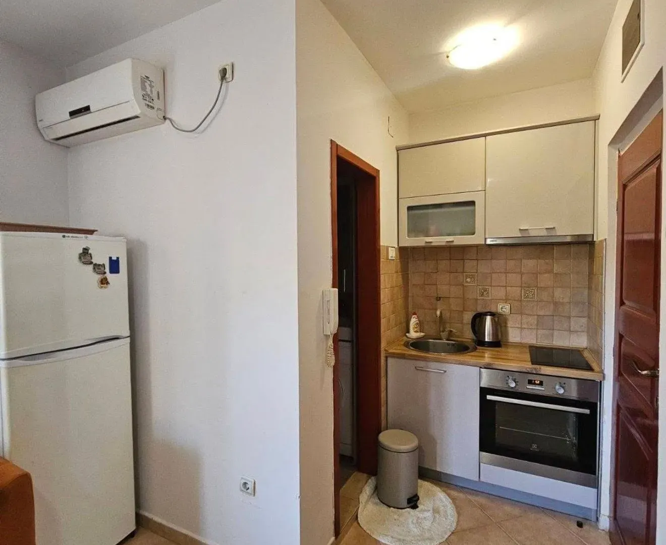 Rent, one bedroom apartment, 37m², Centar, Budva