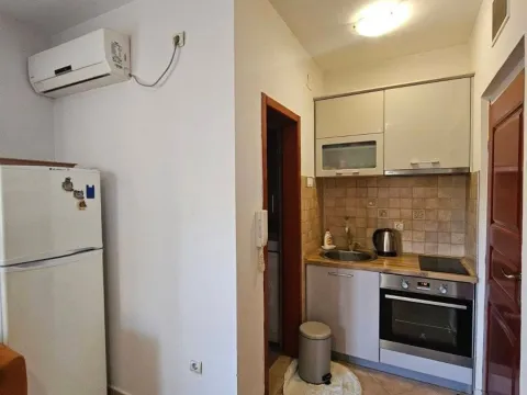 Rent, one bedroom apartment, 37m², Centar, Budva - image 3