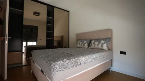 Rent, one bedroom apartment, 47m², Blok 9, Podgorica - image 7