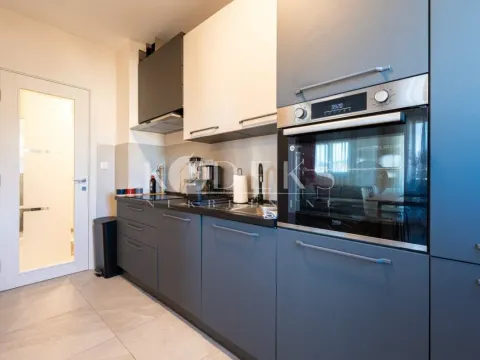 Izdavanje, dvosoban stan, 73m², Central Point, Podgorica - image 12