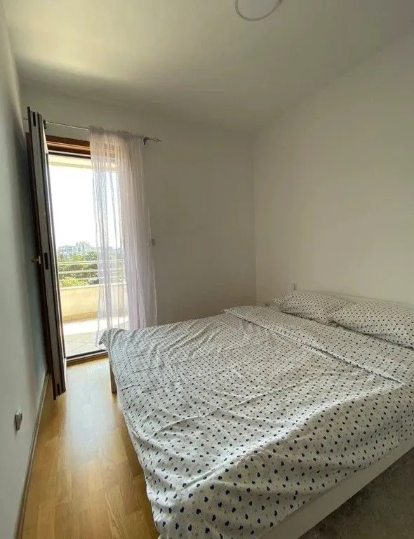 Rent, one bedroom apartment, 63m², Pobrežje, Podgorica