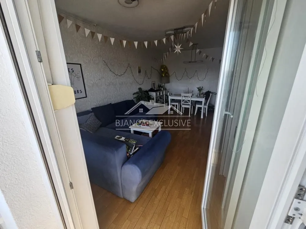 Sale, two bedroom apartment, 68m², Belvil, Beograd