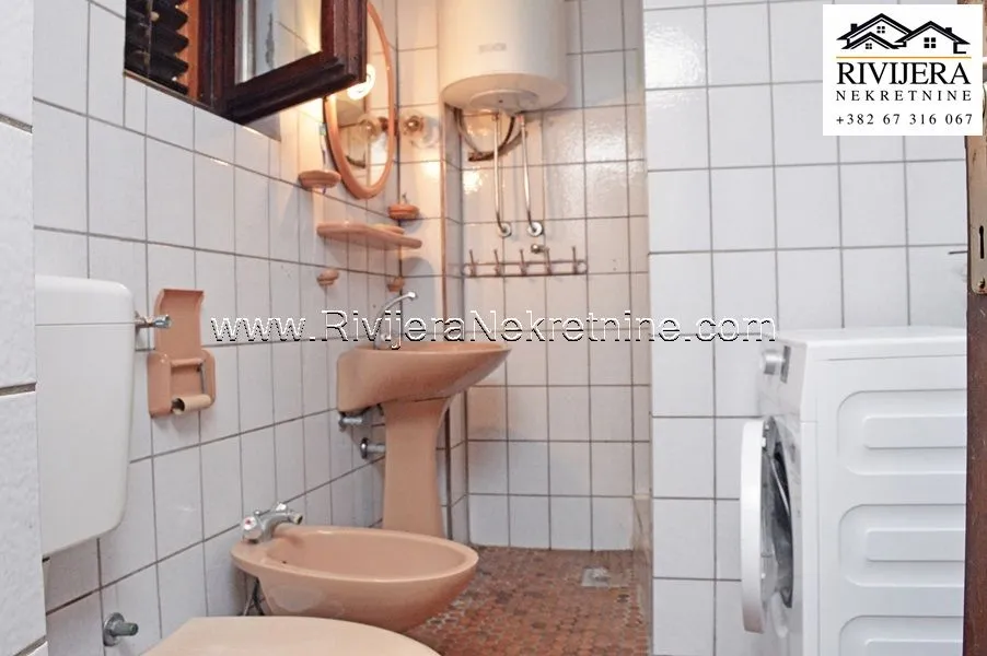 Prodaja, kuća, 105m², Lepetani, Tivat