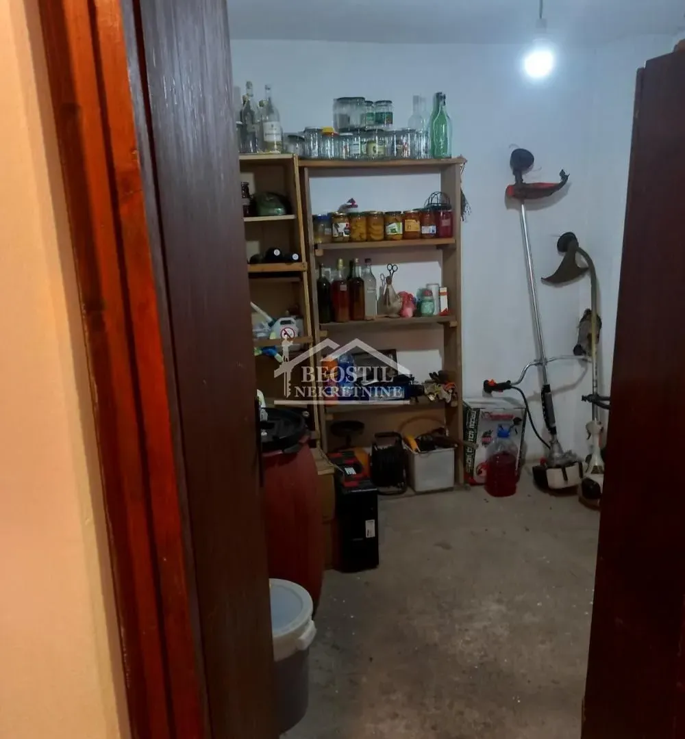 Prodaja, kuća, 191m², Vrčin, Grocka