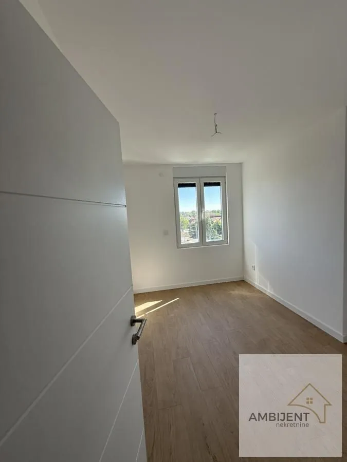 Izdavanje, trosoban stan, 69m², Nova Pazova, Stara Pazova