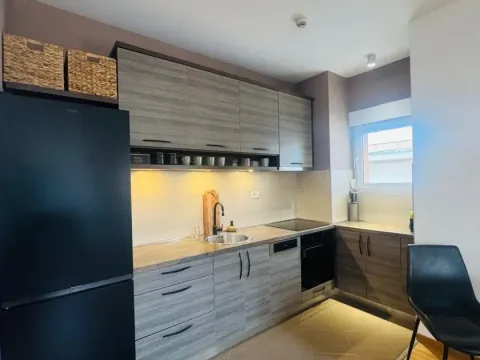 Rent, one bedroom apartment, 53m², City Kvart, Podgorica - image 5