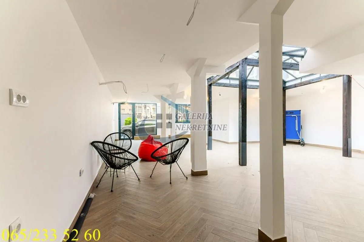 Izdavanje, poslovni prostor, 200m², Skadarlija, Beograd