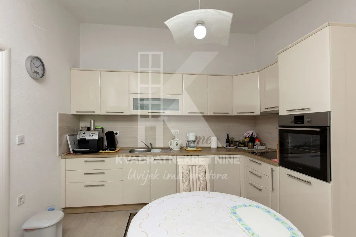 Prodaja, kuća, 500m², Bjeliši, Bar