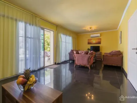 Prodaja, kuća, 220m², Đuraševići, Tivat - image 6