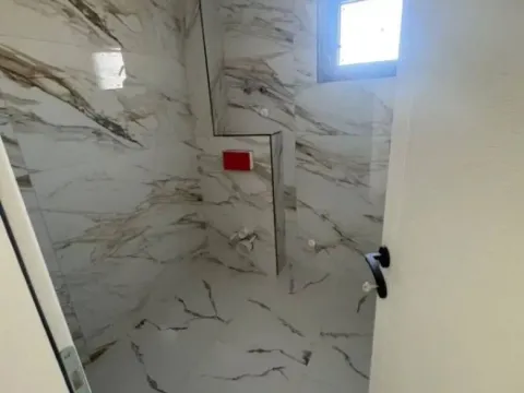 Prodaja, dvosoban stan, 150m², Centar, Berane - image 5