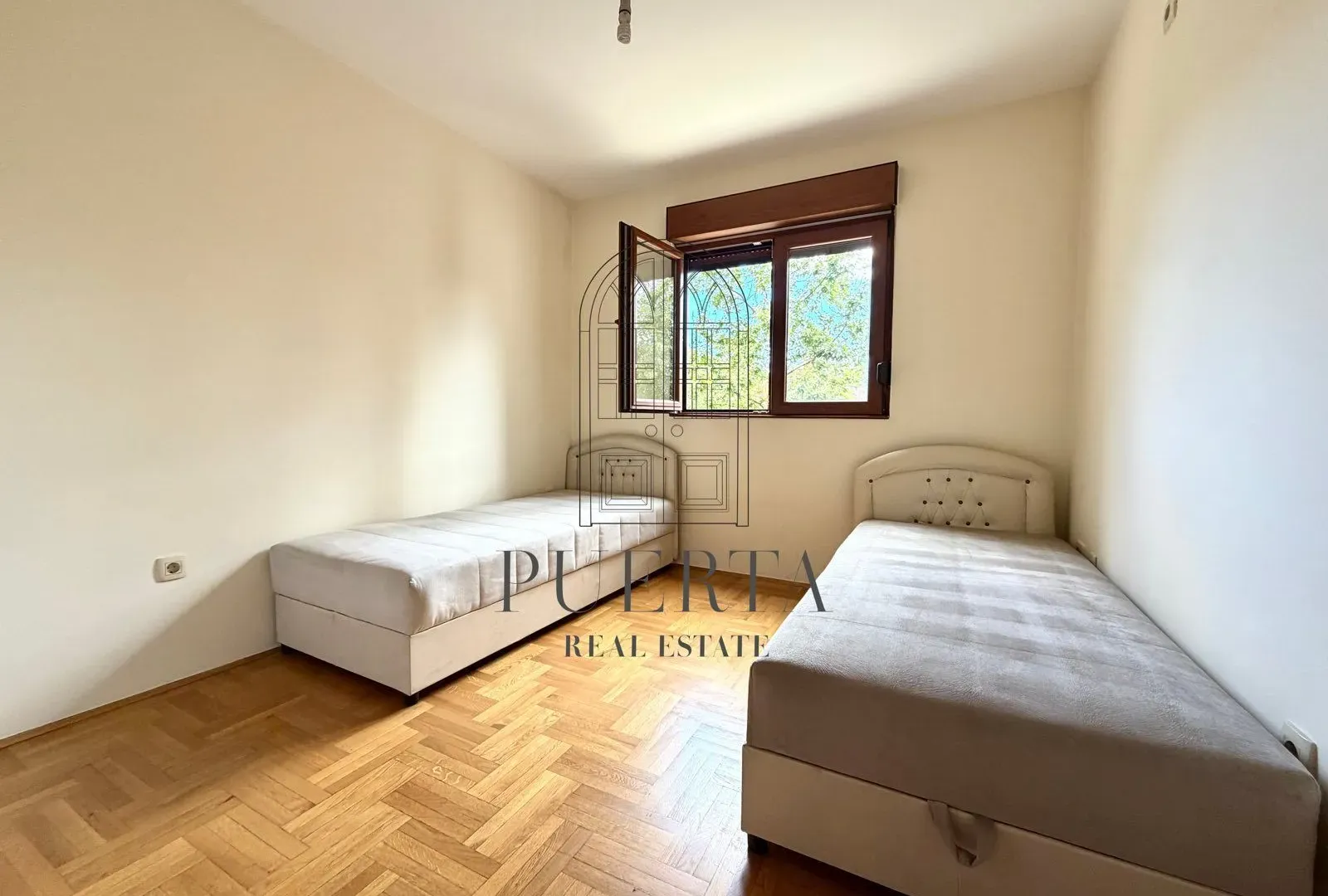 Prodaja, dvosoban stan, 64m², Stari Aerodrom, Podgorica