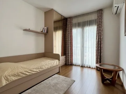 Izdavanje, trosoban stan, 100m², Ljubović, Podgorica - image 6