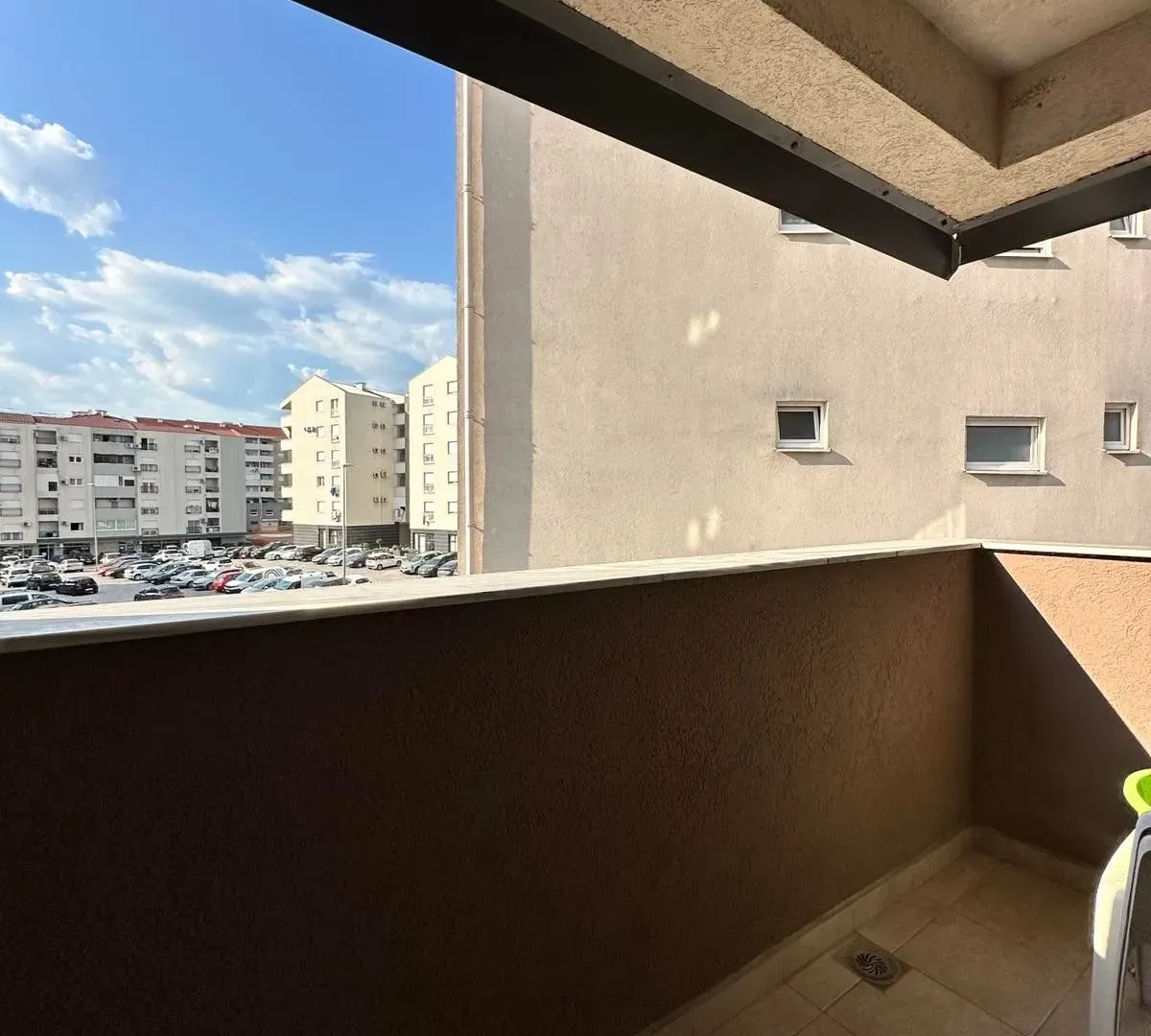 Izdavanje, jednosoban stan, 40m², Ljubović, Podgorica