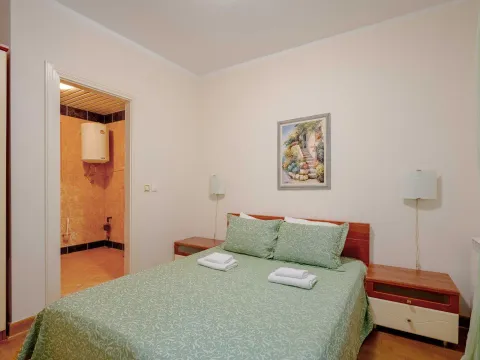 Sale, four bedroom apartment, 131m², Sveti Stefan, Budva - image 8