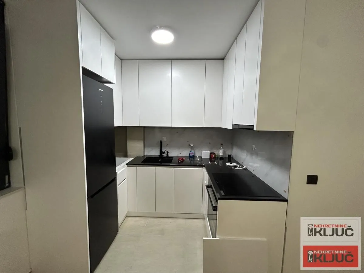 Prodaja, trosoban stan, 87m², Telep, Novi Sad Sve Podlokacije