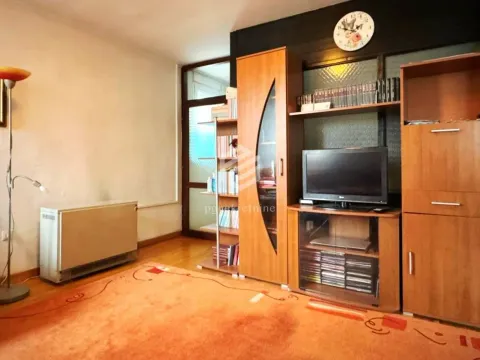 Prodaja, stan, 76m², Blok 5, Podgorica - image 3