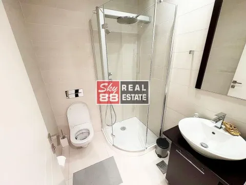 Izdavanje, trosoban stan, 126m², Kalenić Pijaca, Vračar Sve Podlokacije - image 14