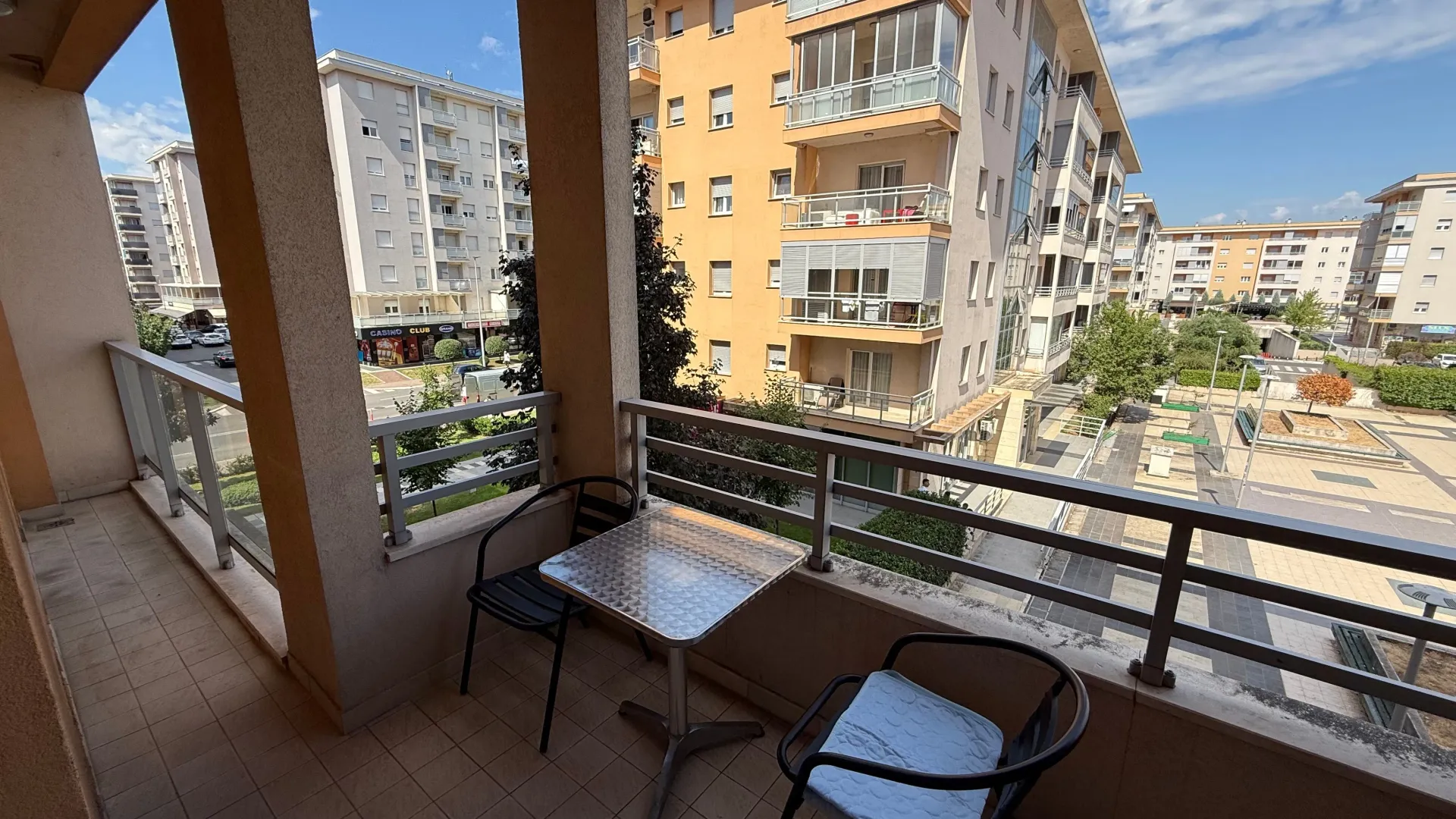 Rent, two bedroom apartment, 75m², City Kvart, Podgorica
