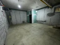 Izdavanje, poslovni prostor, 92m², Tološi, Podgorica - image 4