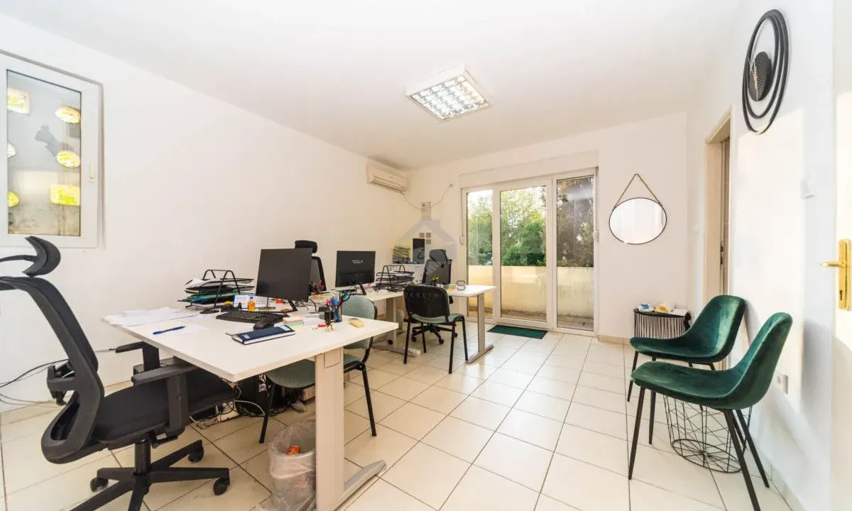 Prodaja, poslovni prostor, 47m², Preko Morače, Podgorica