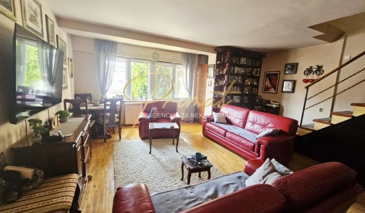 Prodaja, četvorosoban stan, 74m², Palilula Sve Podlokacije, Beograd